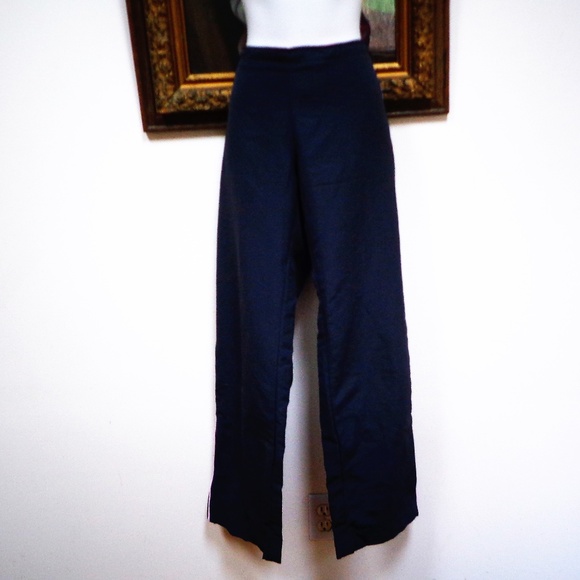 NWOT - NEW BALANCE  ATHLETIC PANTS - SIZE M - Picture 1 of 8